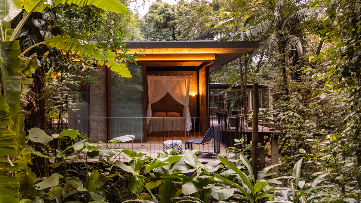 Casa Jabuti, projeto de Studio Carlito e Renata Pascucci, fotografado por Julia Novoa.